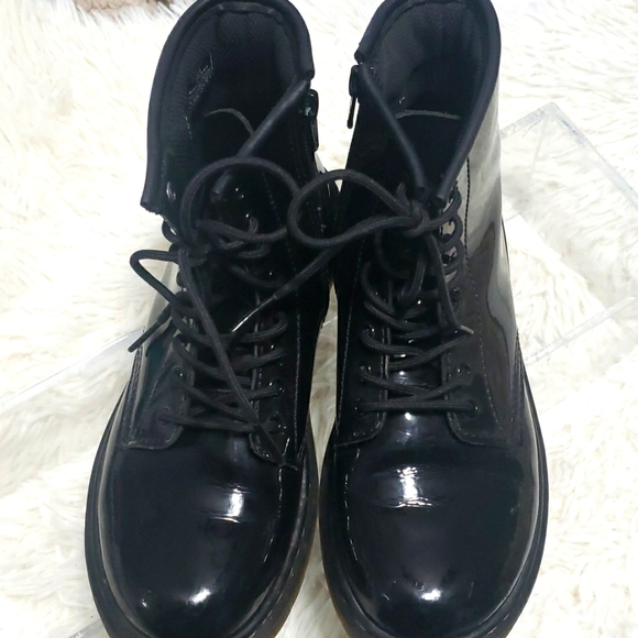 Dr. Martens Other - Dr. Marten's Leather Black Boot